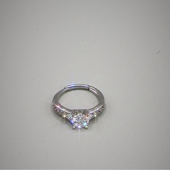 Silver Wedding Ring Diamond Simulant Adjustable New - Picture 15 of 16